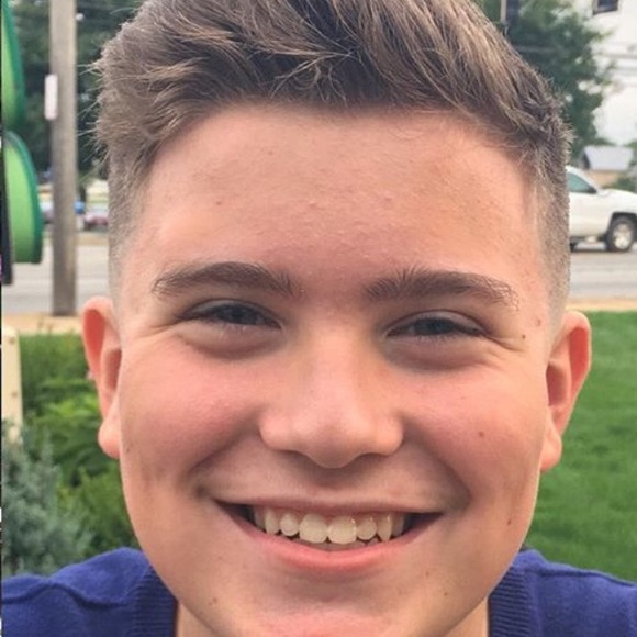 Meet your Posher, Jackson - Picture 1 of 1